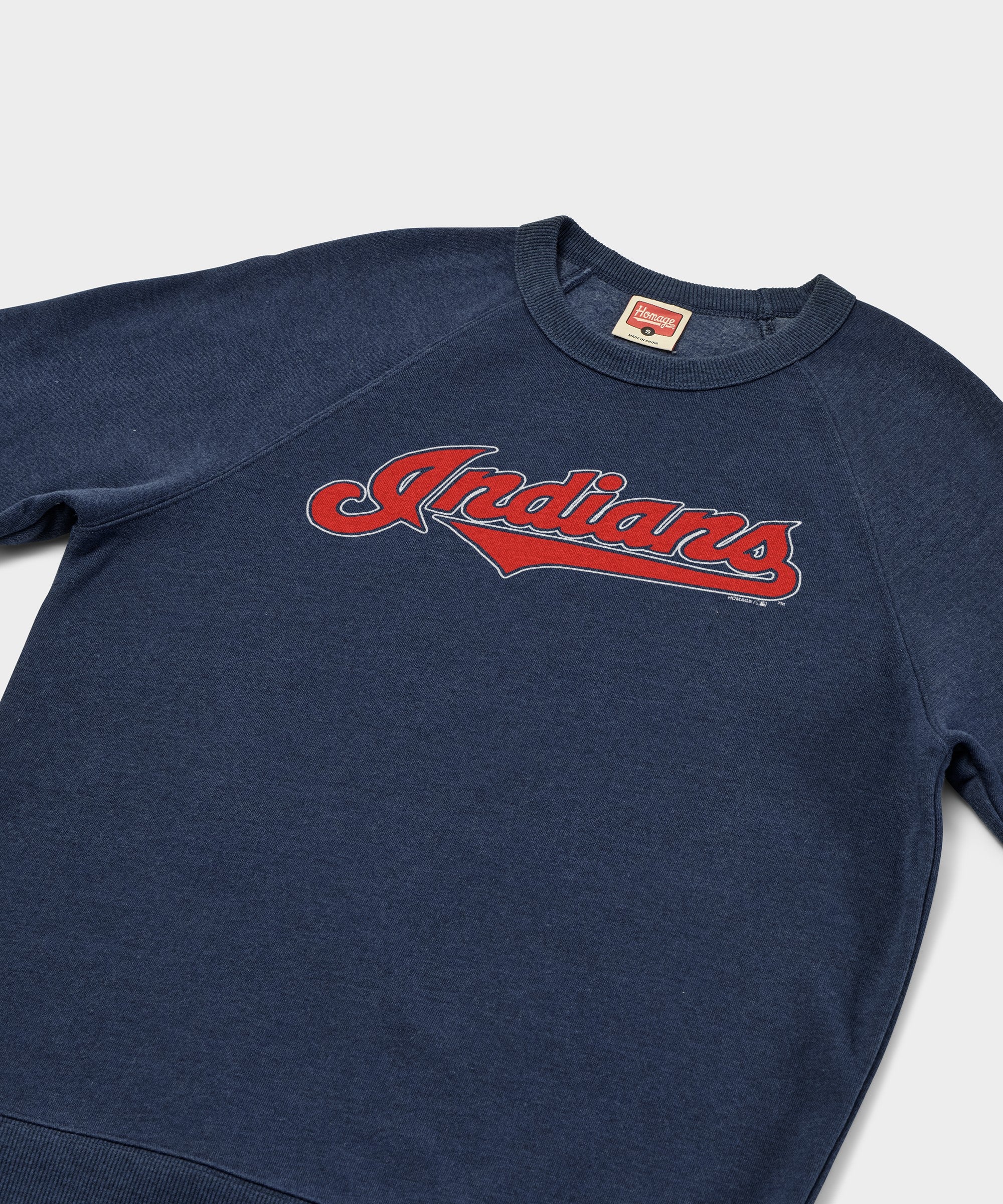 Cleveland Indians Jersey Logo '94 Crewneck - Image 4