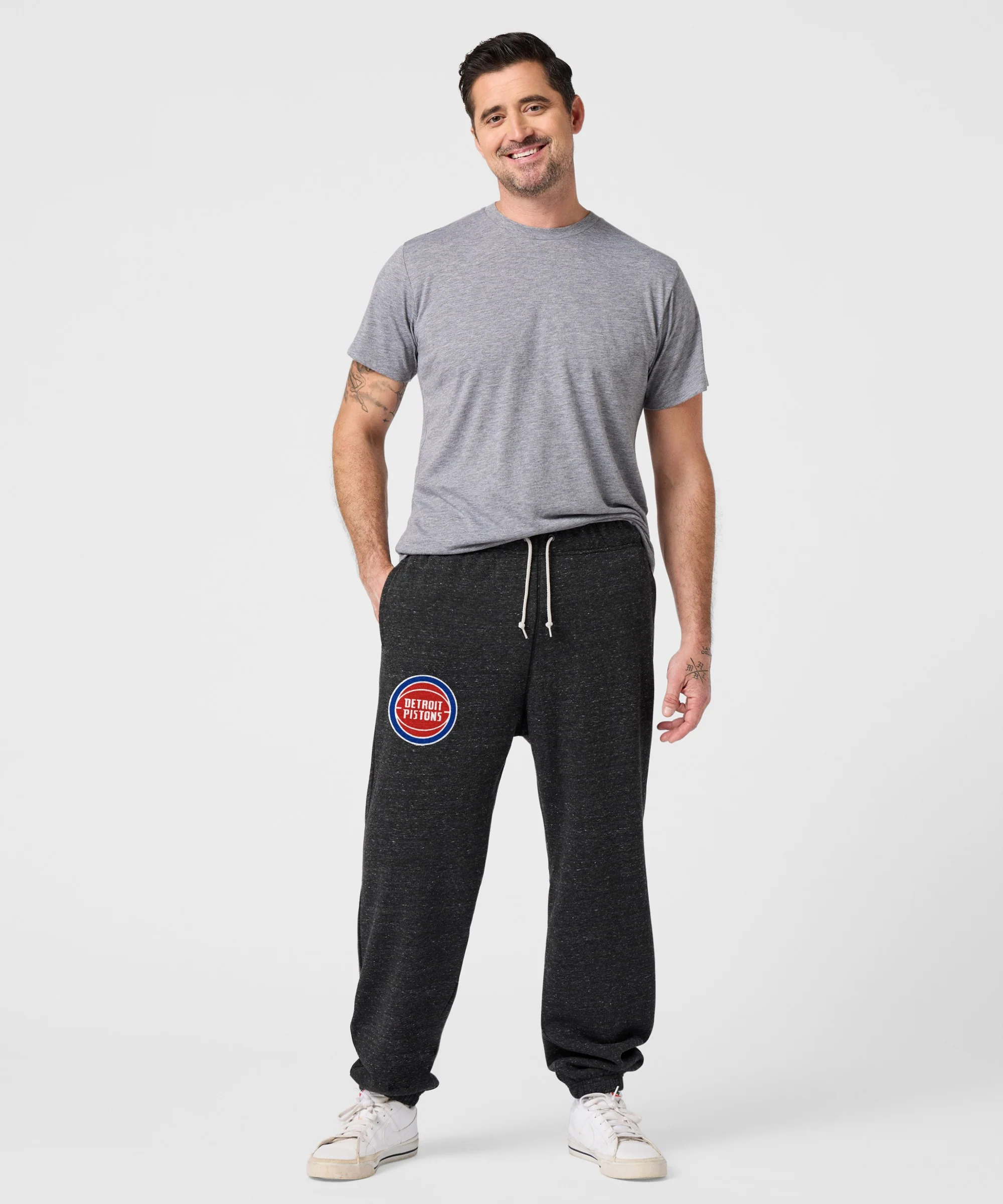 Detroit Pistons Logo Sweatpants - Image 5