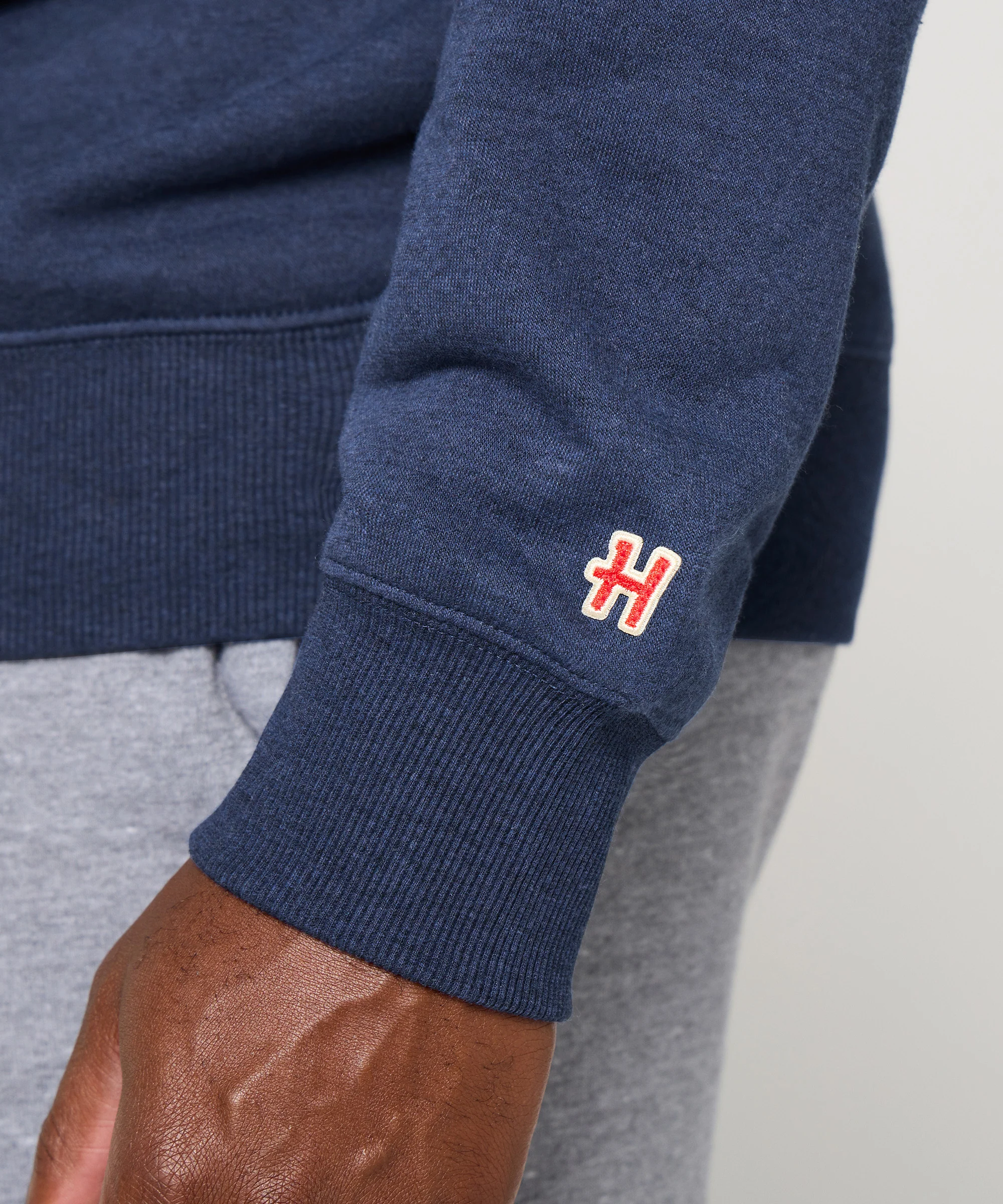 Memphis Grizzlies Alt Logo Crewneck - Image 5