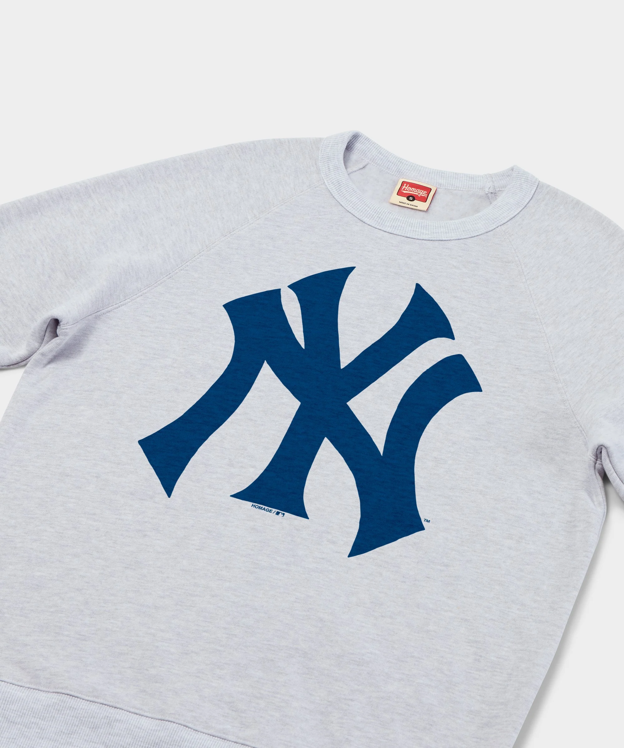 New York Yankees Cap Logo '68 Crewneck - Image 3